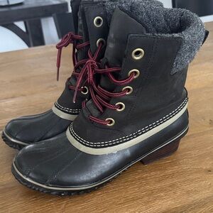 SOREL WOMEN'S SLIMPACK II LACE